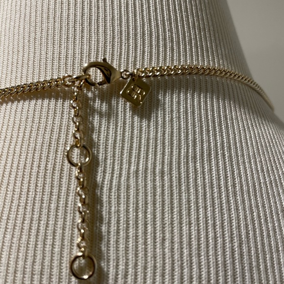 Banana Republic Goldtone Mother of Pearl necklace & 2 pair earrings one matching - Picture 3 of 6